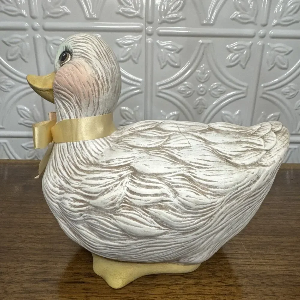 Vtg Dona Ceramic Painted Duck Duckling Mold Pink Farmhouse Country Core Small